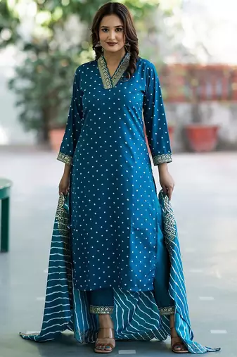 Women Bandhani Embroidered Empire Thread Work Kurta with Trousers & With Dupatta