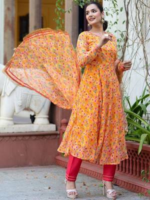 Women Floral Printed Empire Kurta with Trousers & With Dupatta 5
