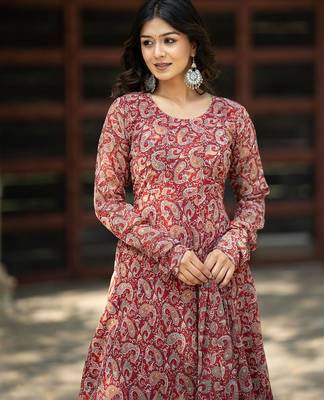 Paisley Printed Gotta Patti Anarkali Kurta with Trousers & Dupatta 2