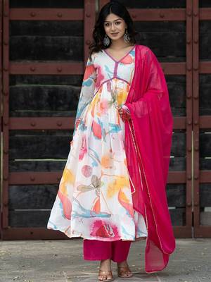 Alia Cut Floral Printed Empire Gotta Patti Kurta with Palazzos & Dupatta 1