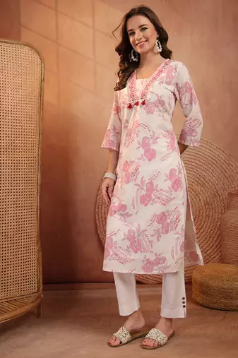 women floral printed thread work floral kurta