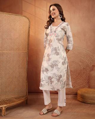 women floral printed thread work kurta 2