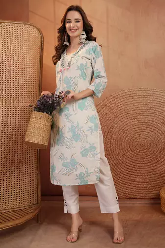 women floral printed thread work floral kurta