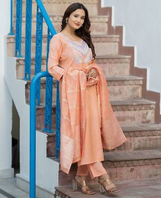 Women Ethnic Motifs Embroidered Regular Sequinned Kurta with Trousers & With Dupatta 3