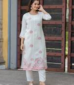 Women Floral Printed Regular Pure Silk Kurta with Trousers