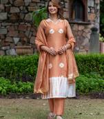 Women Dyed Regular Pure Silk Kurta with Trousers & With Dupatta