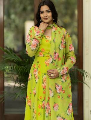 Floral Printed Regular Gotta Patti Kurta With Churidar & Dupatta 2