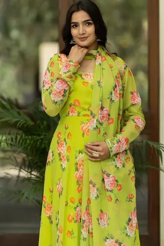 Floral Printed Regular Gotta Patti Kurta With Churidar & Dupatta
