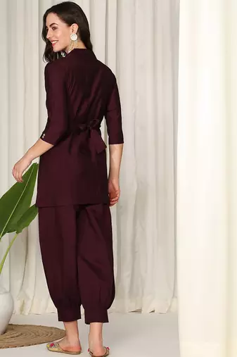 Conversational Printed Shirt Collar Pure Silk Kurta With Salwar