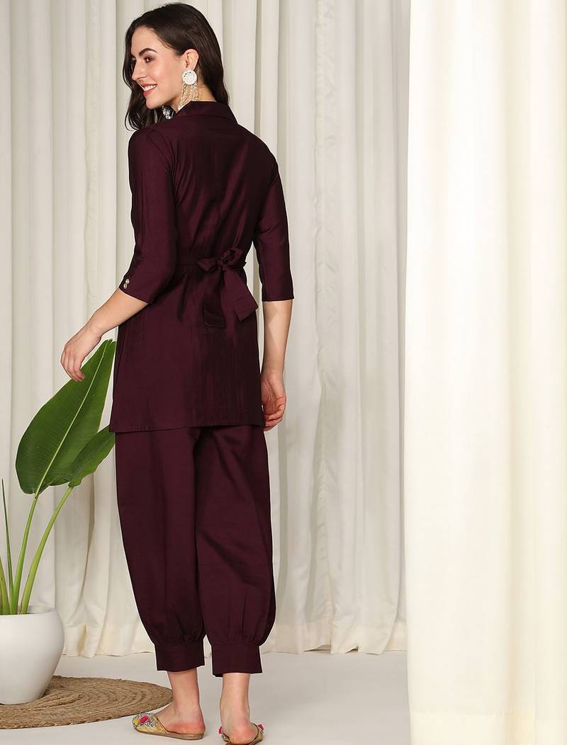 Conversational Printed Shirt Collar Pure Silk Kurta With Salwar