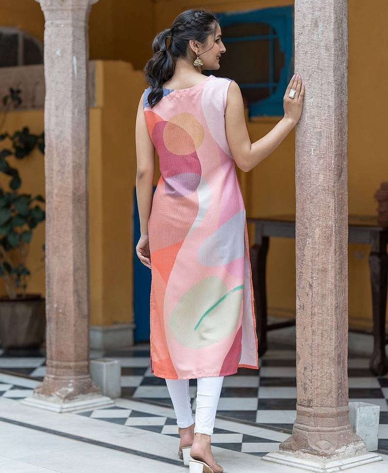 Floral Printed V-Neck Sleeveless Straight Kurta