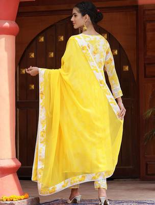 Floral Printed Anarkali Kurta with Palazzos & With Dupatta 5