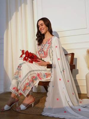 Floral Embroidered Kurta With Palazzos & Dupatta 6