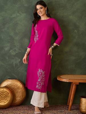 Women Floral Embroidered Thread Work Floral Kurta 4