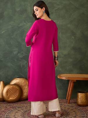 Women Floral Embroidered Thread Work Floral Kurta 5