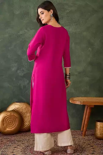 Women Floral Embroidered Thread Work Floral Kurta