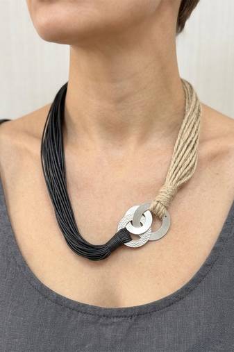 Beige black knot loop necklace