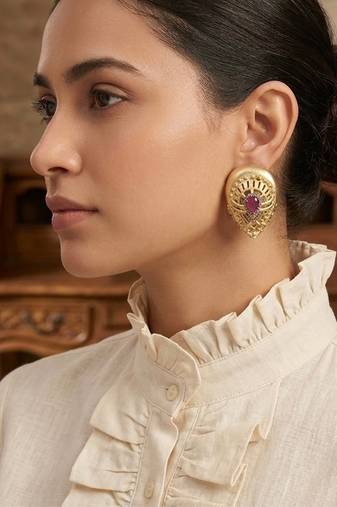 Gold plated ruby red stone teardrop earrings