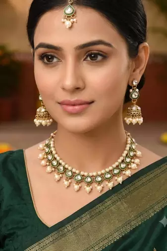 Green necklace set with earrings & maang tikka | kundan and agate stone | antique plating