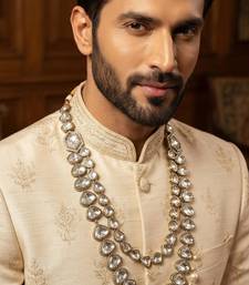 White antique gold-plated agate stone kundan mala for men