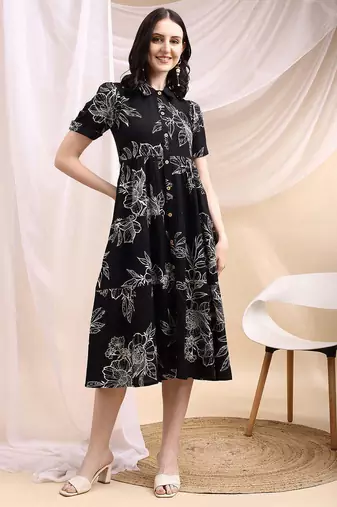 Black rayon fit &flared floral printed casual kurta for women