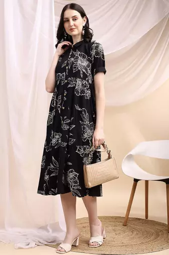 Black rayon fit &flared floral printed casual kurta for women