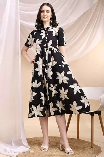 Black rayon fit &flared floral printed casual kurta for women