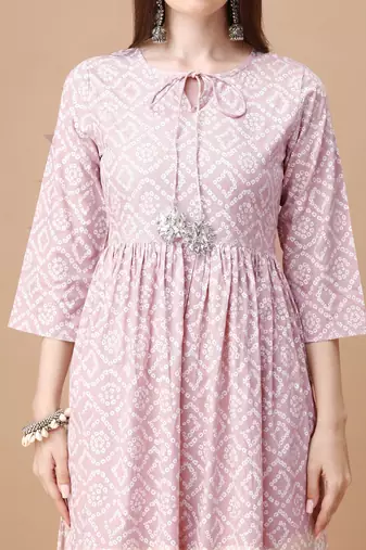 Pink rayon fit &flared bandhej printed casual kurta for women