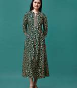 Green rayon fit &flared floral printed casual kurta for women