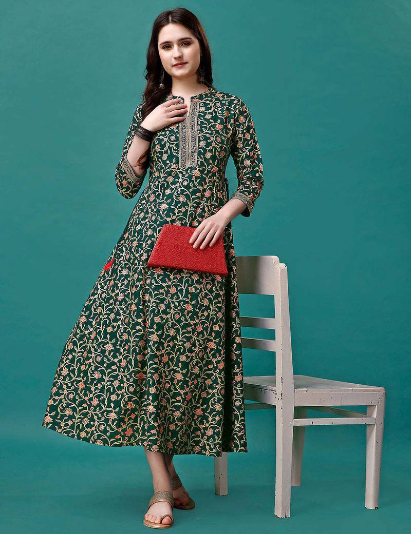 Green rayon fit &flared floral printed casual kurta for women