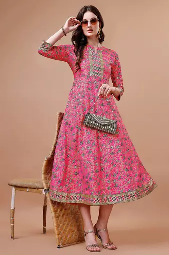 Pink rayon fit &flared floral printed casual kurta for women