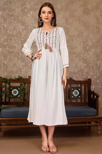 White rayon fit &flared thread work plain casual kurta for women