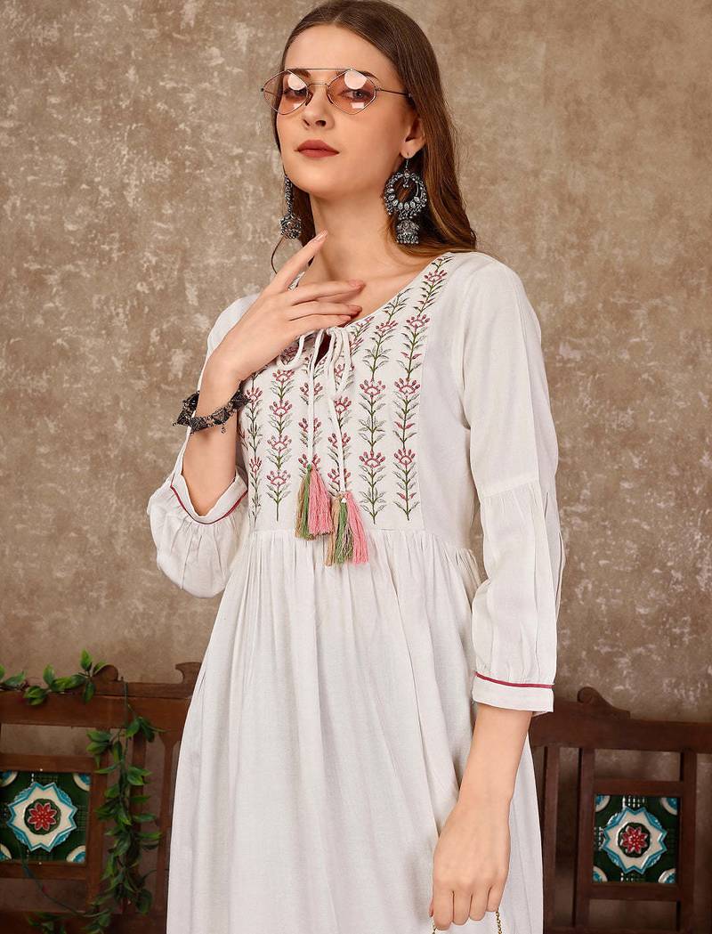 White rayon fit &flared thread work plain casual kurta for women