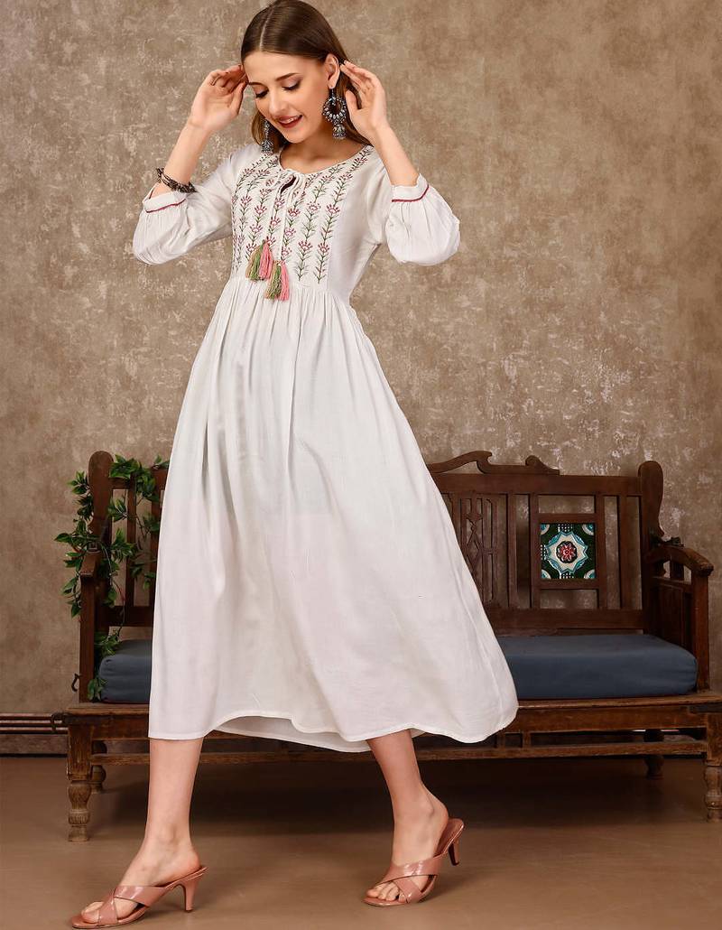 White rayon fit &flared thread work plain casual kurta for women