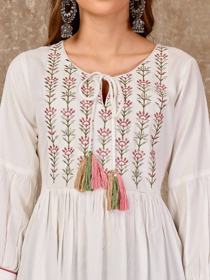 White rayon fit &flared thread work plain casual kurta for women