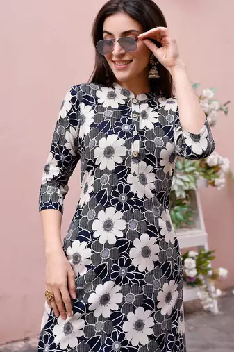 Grey rayon straight floral printed casual kurta for women