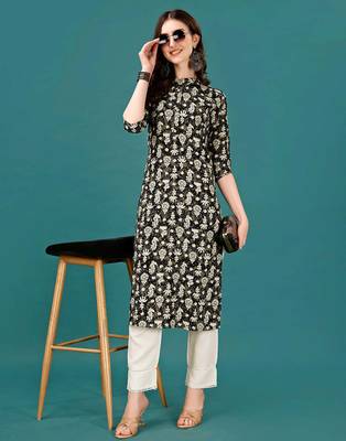 Green rayon straight floral printed casual kurta for women 3