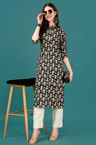 Green rayon straight floral printed casual kurta for women