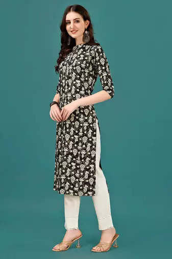Green rayon straight floral printed casual kurta for women