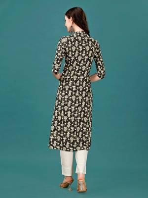Green rayon straight floral printed casual kurta for women 5