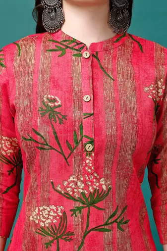 Pink rayon straight floral printed casual kurta for women