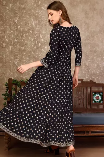 Black rayon fit &flared floral printed casual kurta for women