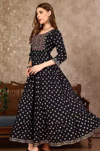Black rayon fit &flared floral printed casual kurta for women