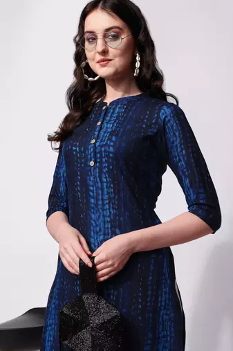 Blue rayon straight tie dye printed casual kurta for women