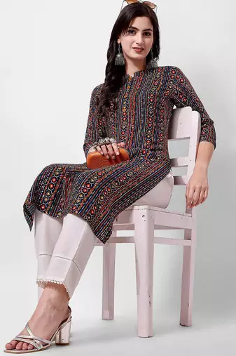 Multicolor rayon straight geometric printed casual kurta for women