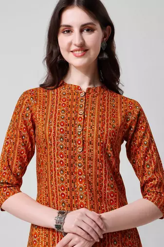 Orange rayon straight geometric printed casual kurta for women