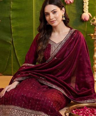 Women Ethnic Motifs Embroidered Regular Kurta with Trousers & With Dupatta 2