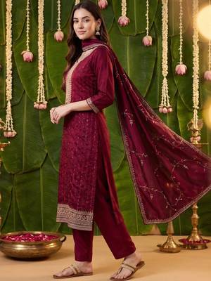 Women Ethnic Motifs Embroidered Regular Kurta with Trousers & With Dupatta 3