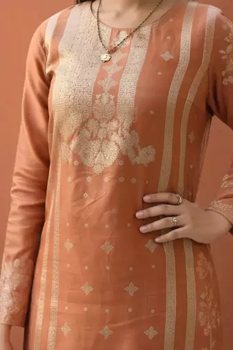 Women Ethnic Motifs Kurta with Trousers & Dupatta