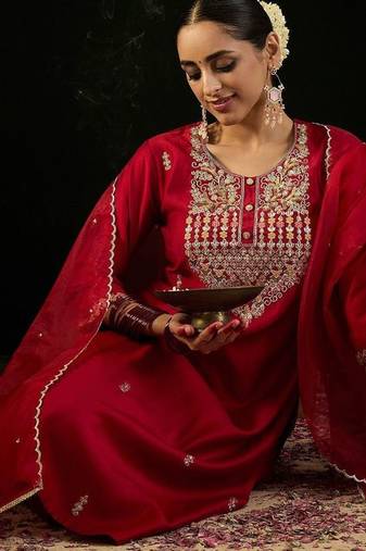Round Neck Ethnic Embroidered Sequinned Kurta with Trouser & Dupatta